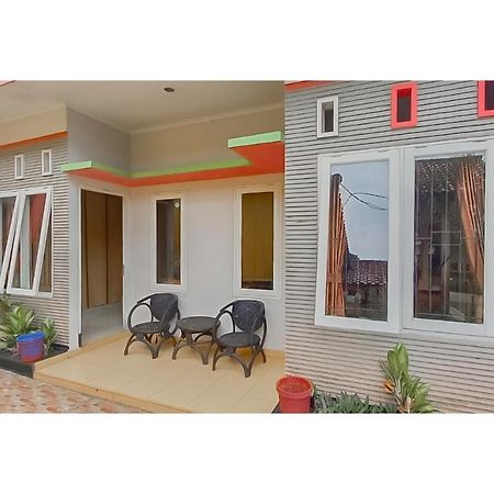 Hotel Sri Indrawati Puncak Mitra Reddoorz Bogor Exterior photo