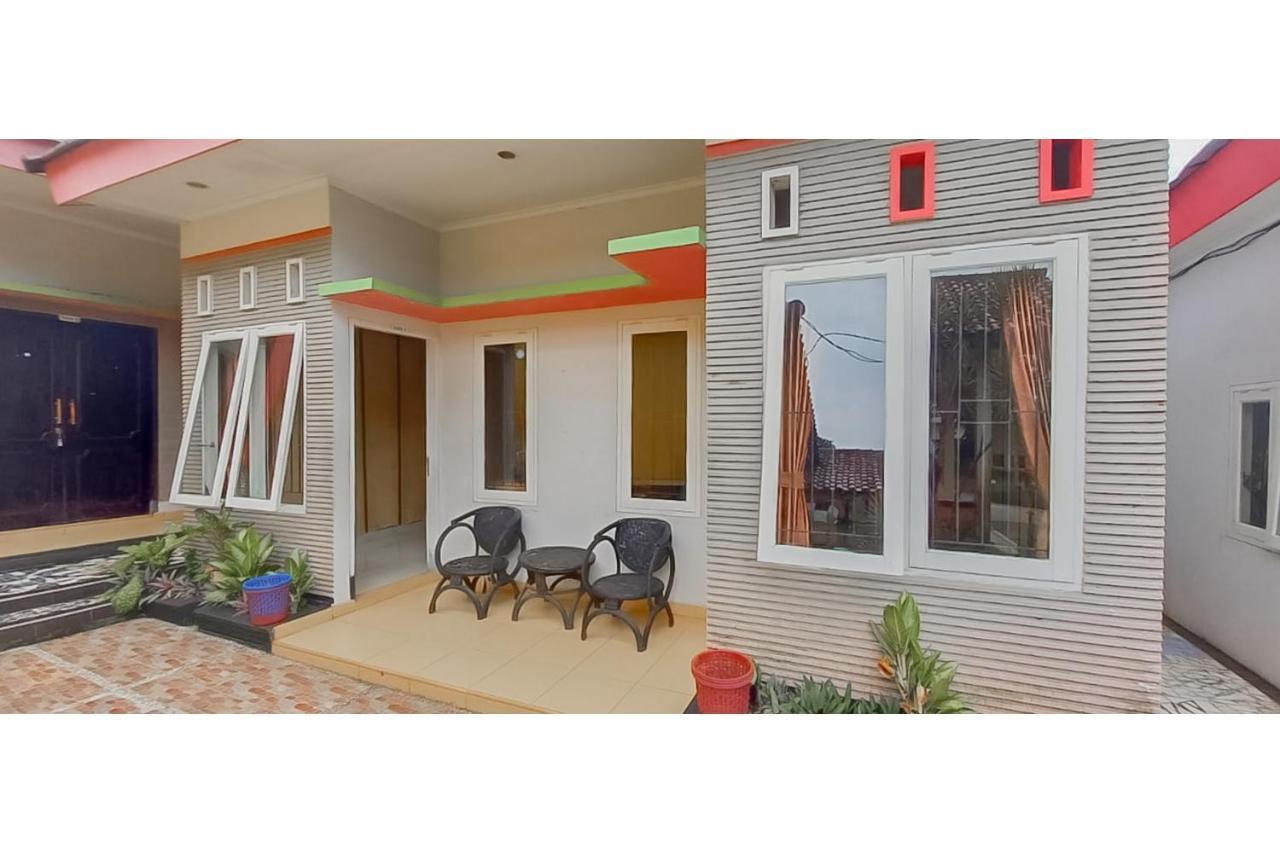 Hotel Sri Indrawati Puncak Mitra Reddoorz Bogor Exterior photo